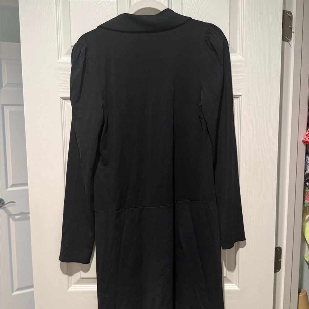Lilly Pulitzer luxletic black dress with shorts - Picture 2 of 3